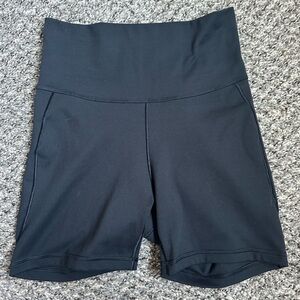 ADIDAS - YOGA STUDIO FIVE-INCH SHORT LEGGINGS - SIZE SMALL